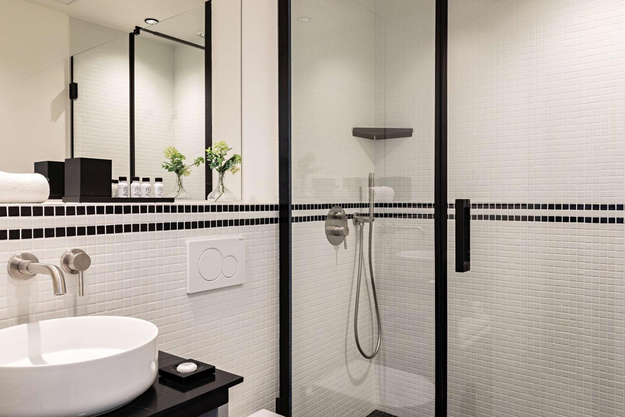 Western Premier The Blake Gare Saint Lazare Hotel