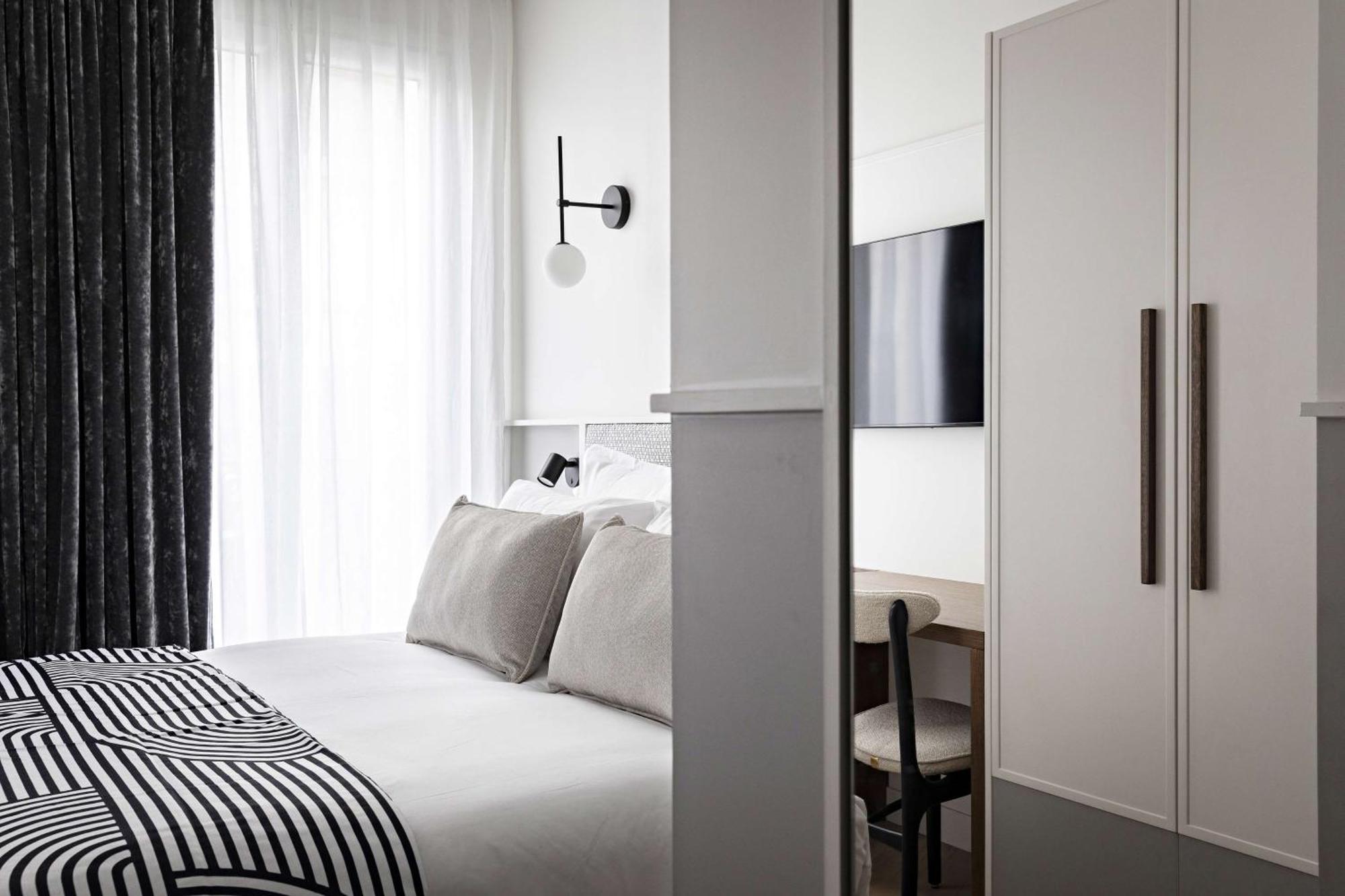 Hotel Western Premier The Blake Gare Saint Lazare 4*