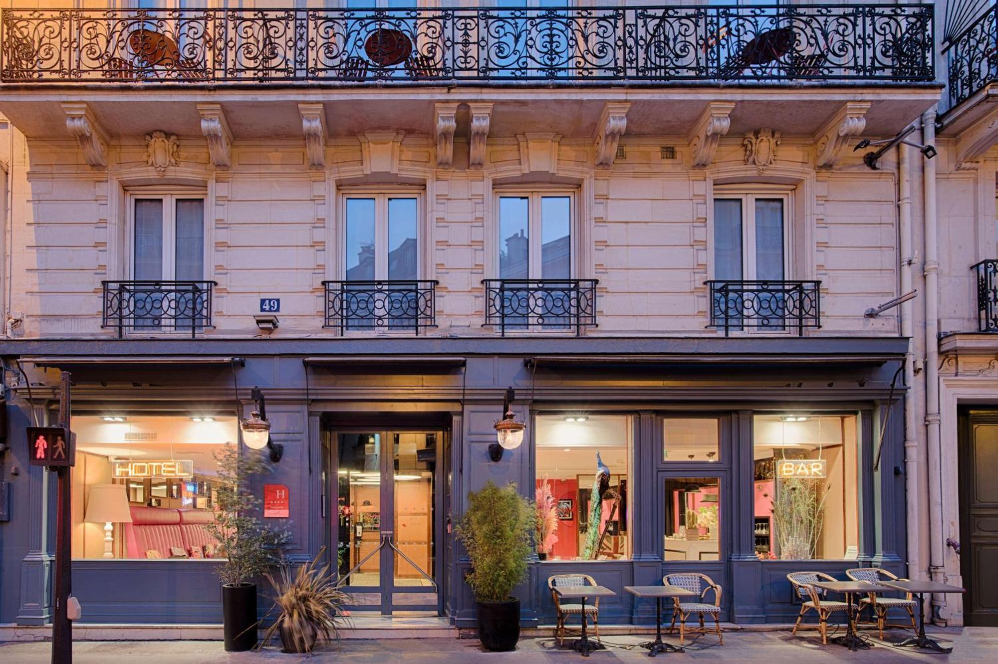 Opera Faubourg Hotel