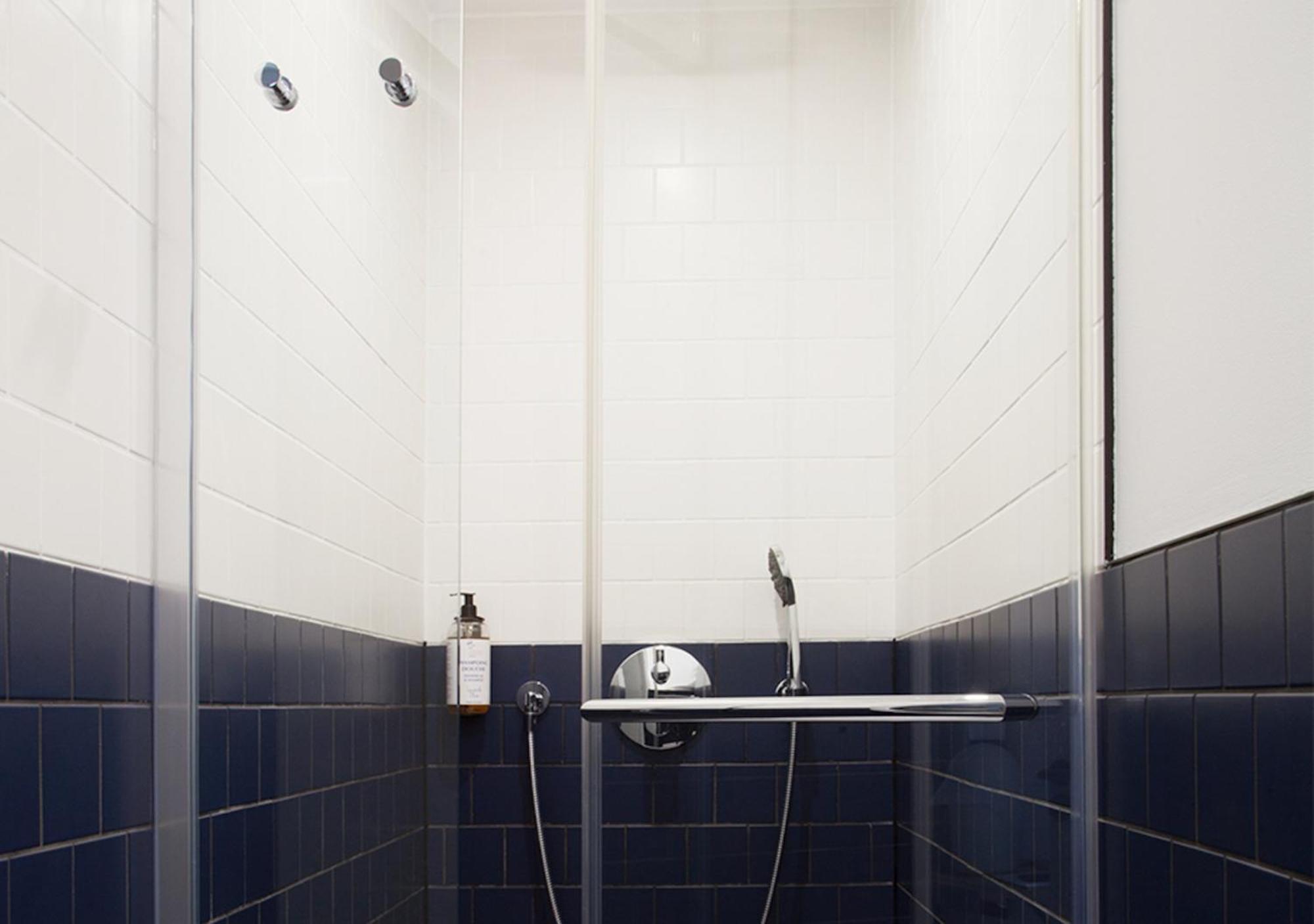 La Nouvelle Republique & Hammam Hotel Paris