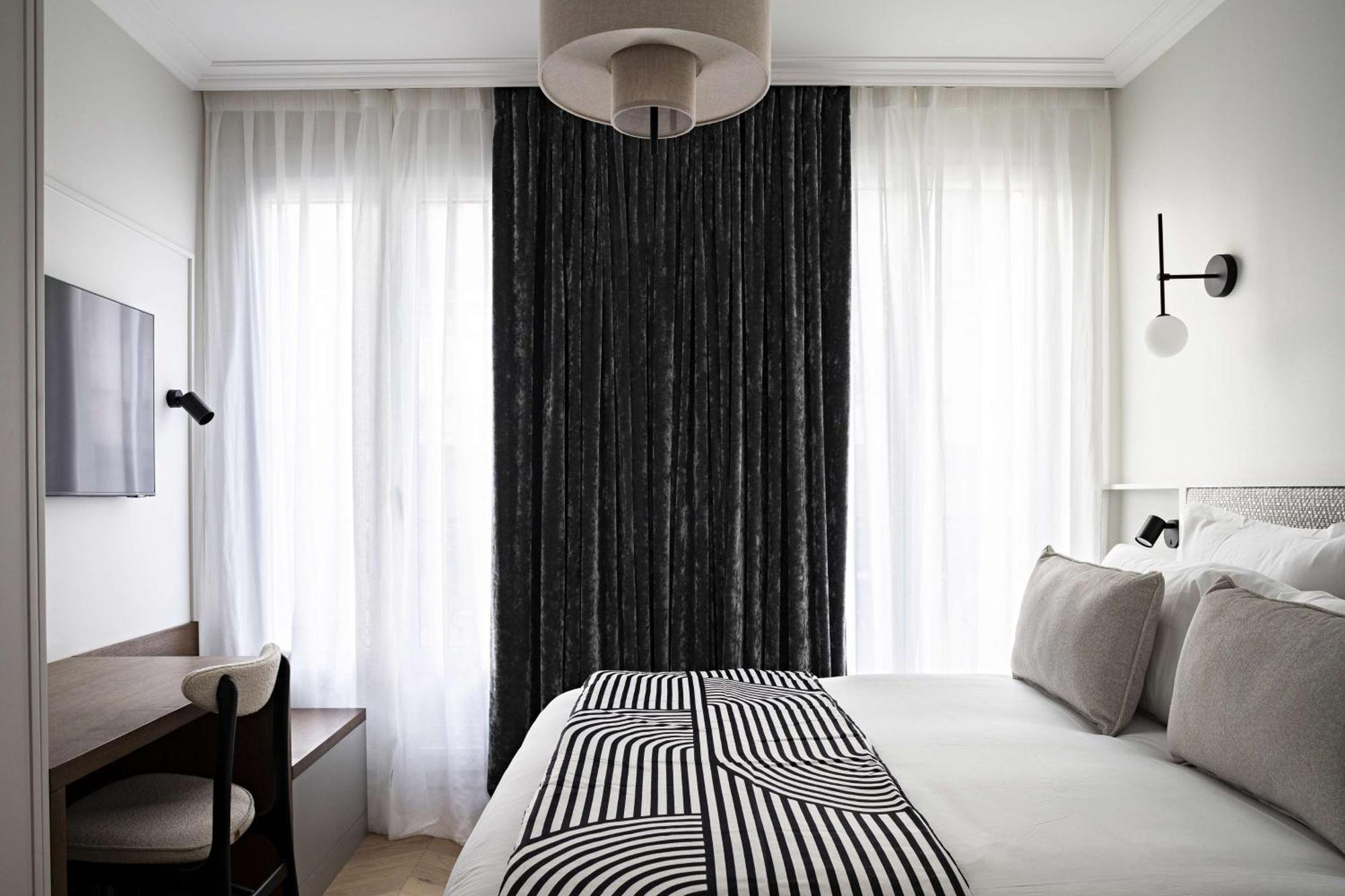 Hotel Western Premier The Blake Gare Saint Lazare 4*