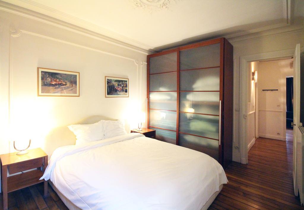 Descartes Apartment