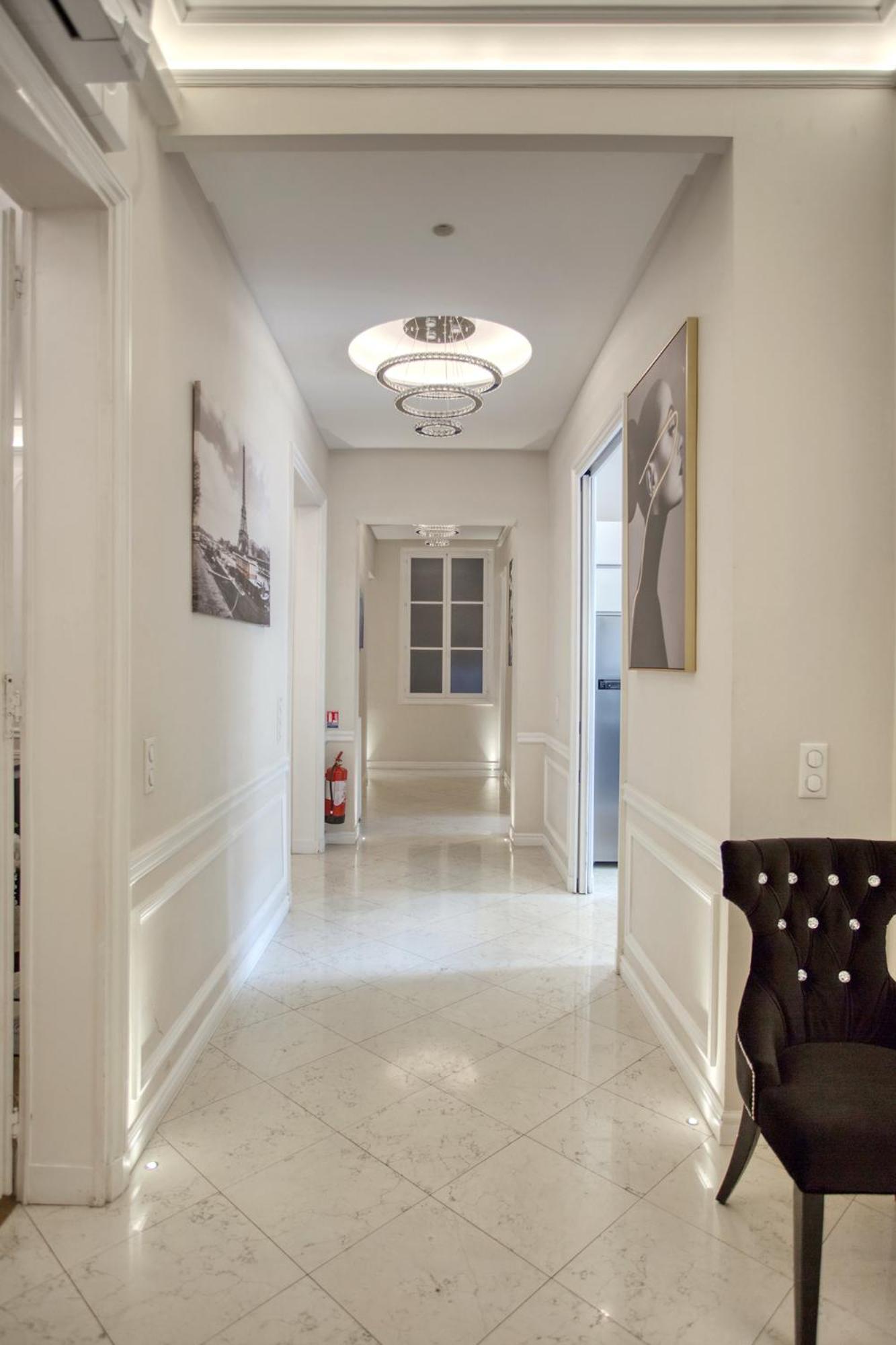 Luxueux 200m2 5ch Champs Elysees A 1min Perle Rare * Paris