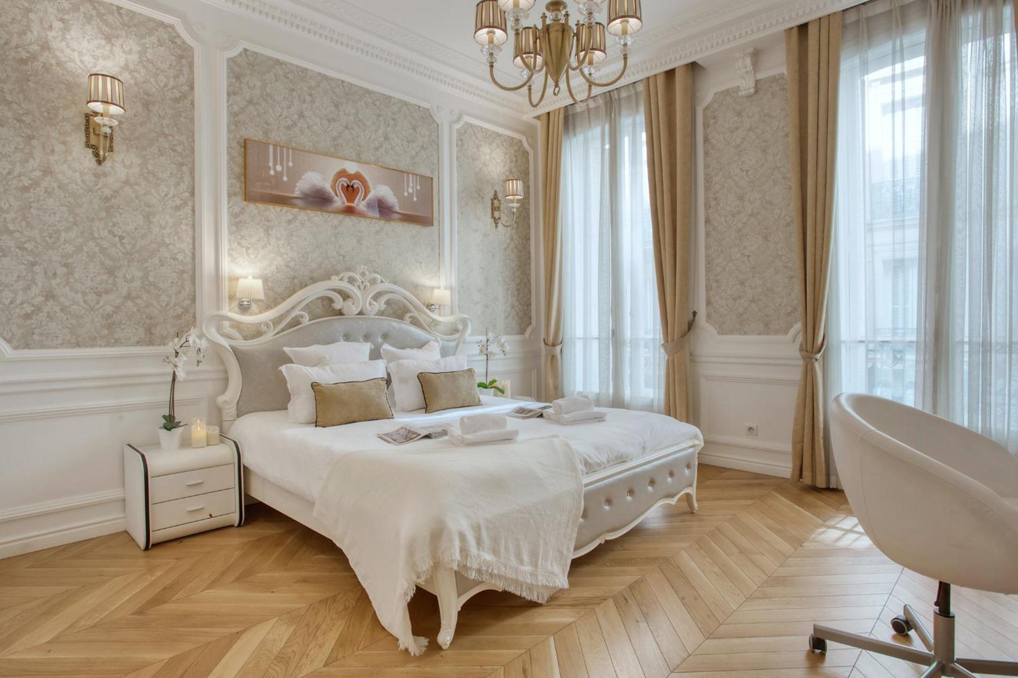 Luxueux 200m2 5ch Champs Elysees A 1min Perle Rare *