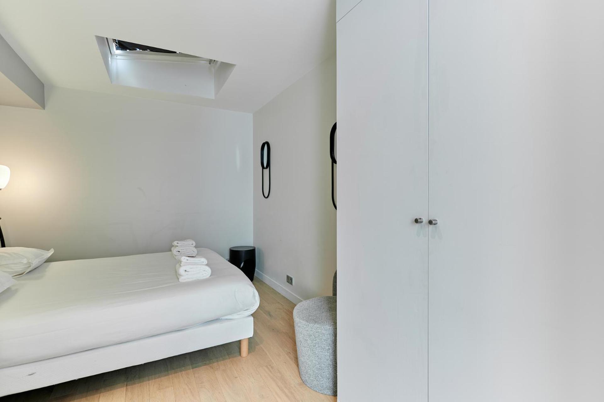 Appartement Porte Maillot Arc De Triomphe By Studio Prestige