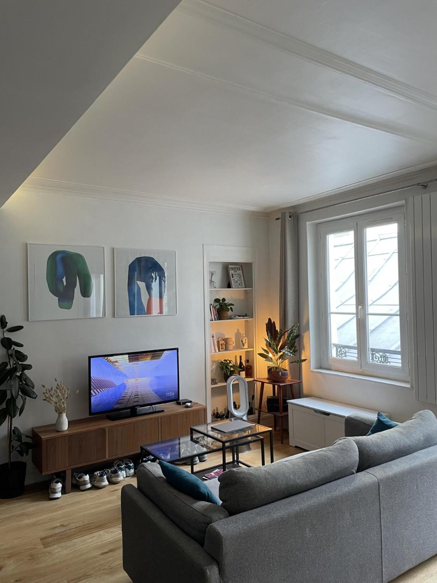 Batignolles-montmartre / Mathieu Apartment Paris