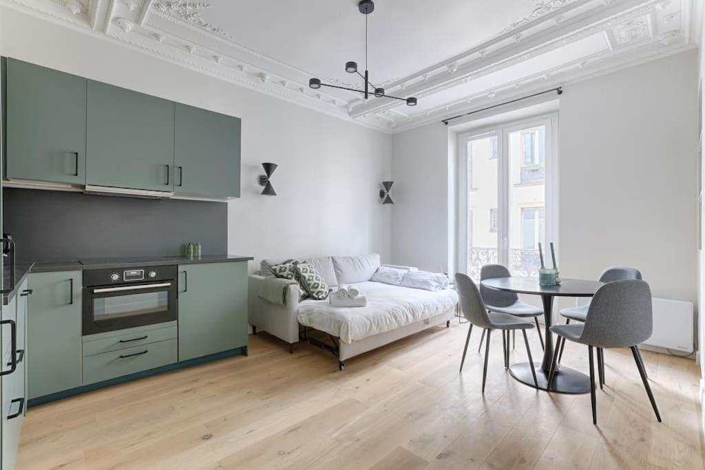 Apartment Folie Mericourt Republique 2 Charming 2br Paris