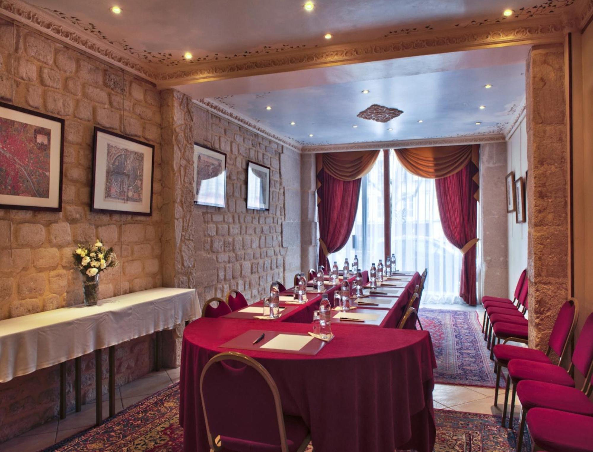 Hotel Minerve 3*