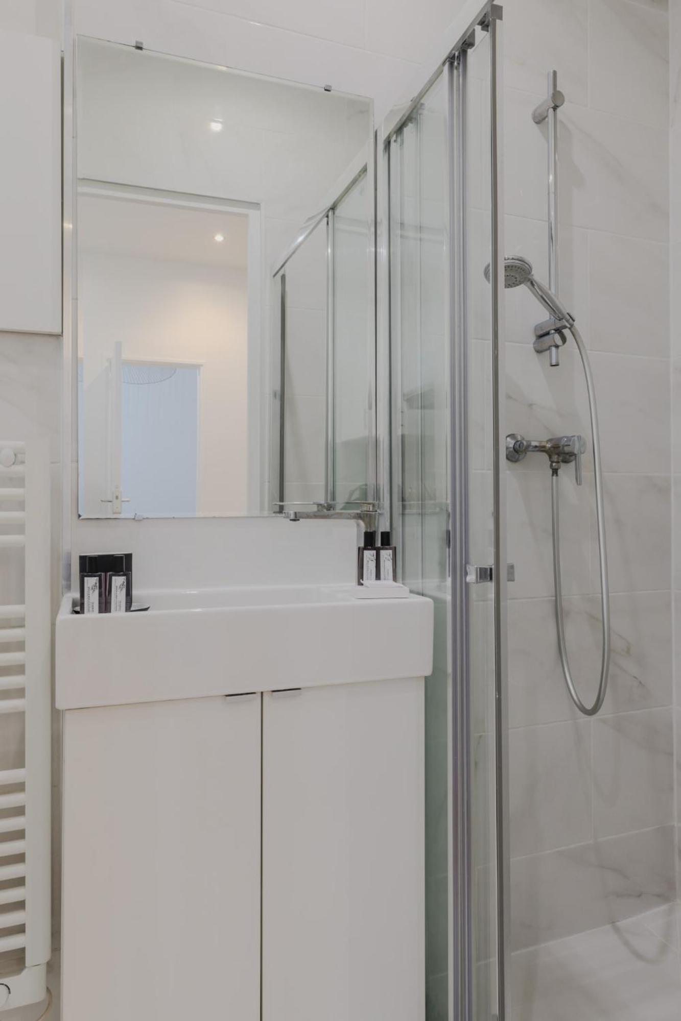 Apartment Charming 1bdr - Courcelles *