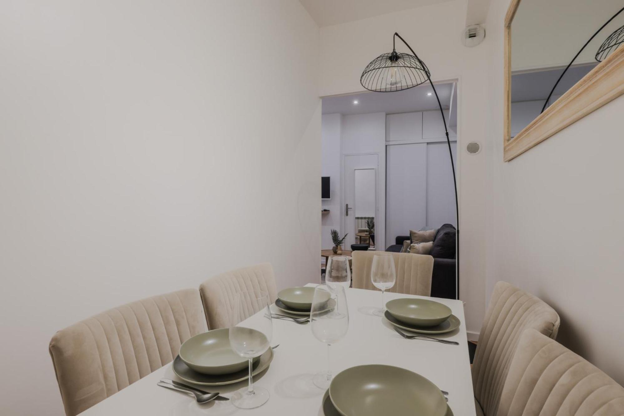 Apartment Charming 1bdr - Courcelles *
