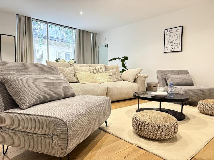 Apartment Acogedor En El Centro De Paris. *