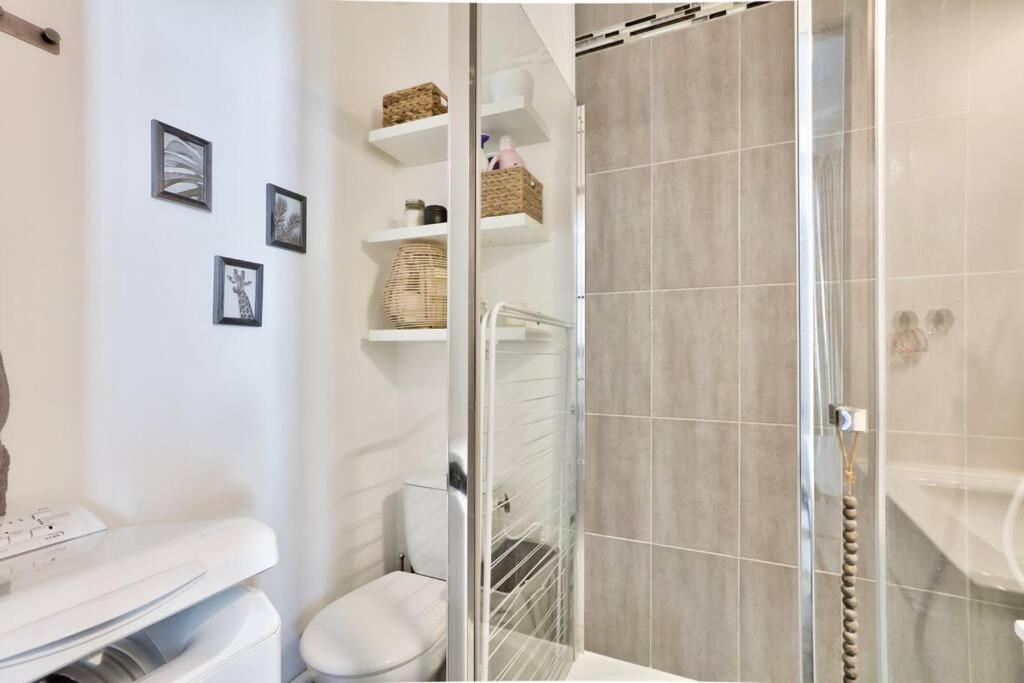 Elegant Studio Au Coeur De Montmartre Apartment *