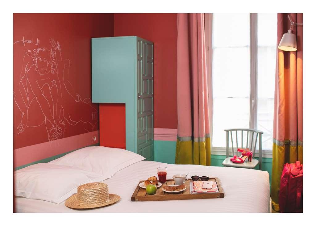Crayon By Elegancia Hotel