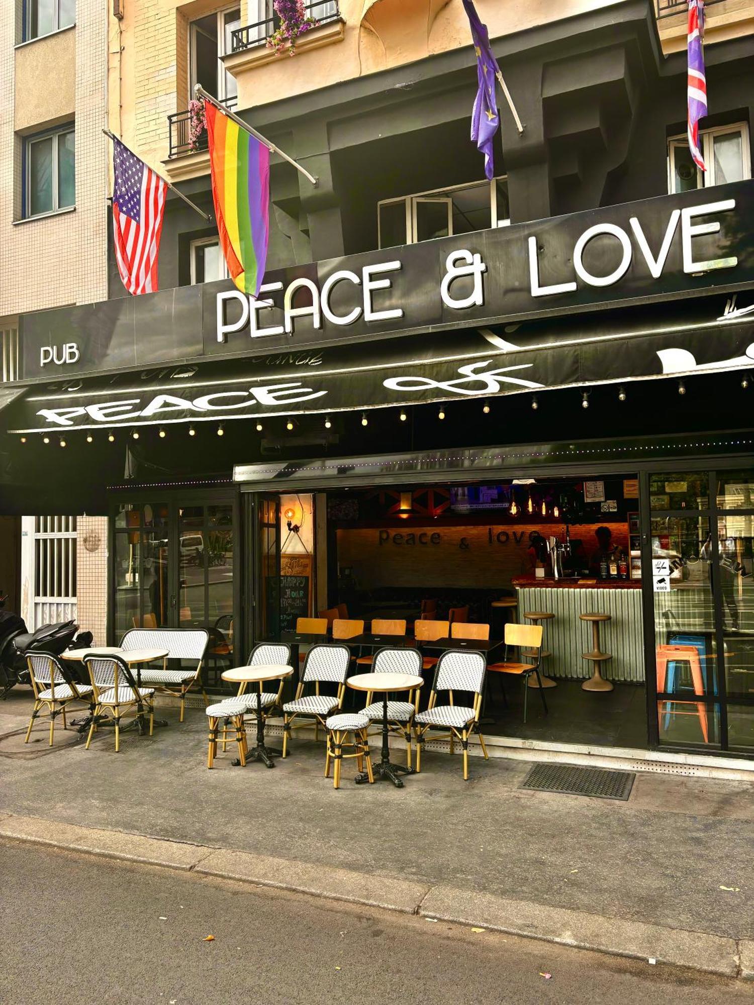 Peace&love Paris