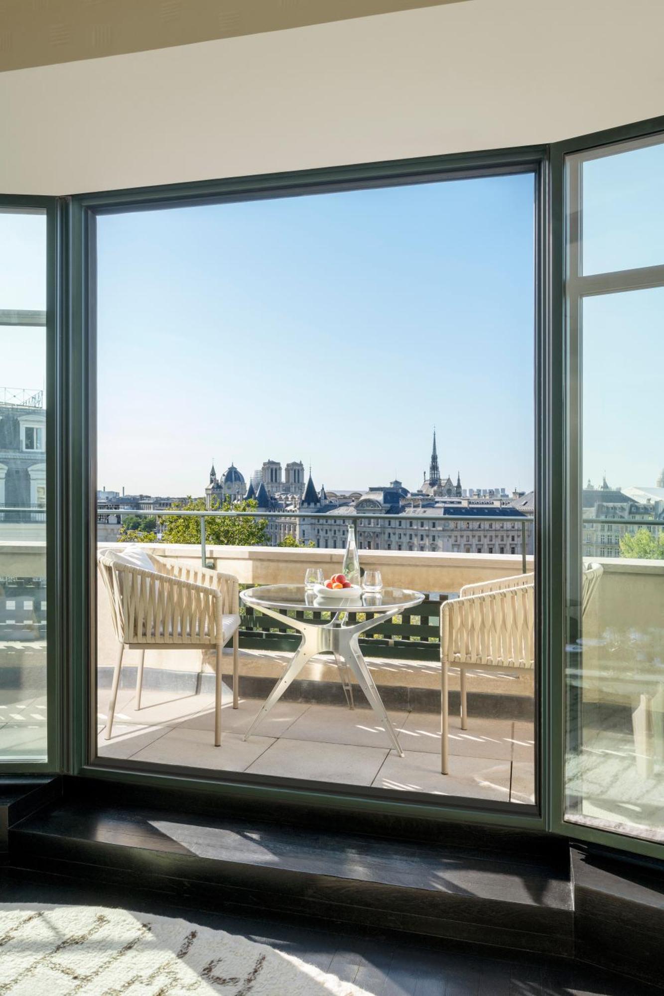 Hotel Cheval Blanc Paris&dior Cheval Blanc