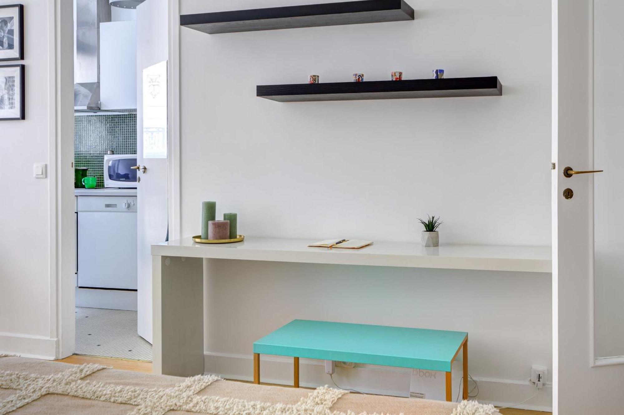 St Germain & Le Bon Marche With Balcony - Cityapartmentstay * Paris