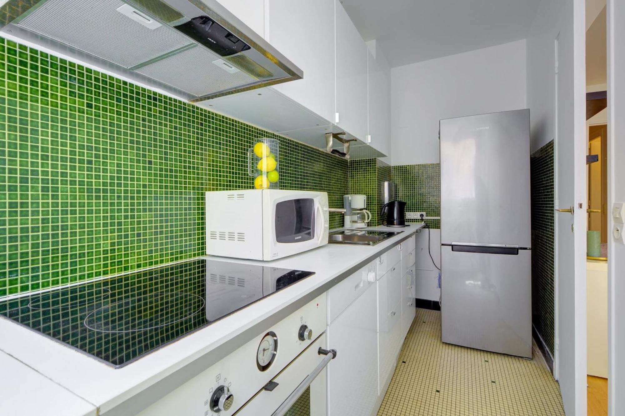 St Germain & Le Bon Marche With Balcony - Cityapartmentstay Paris