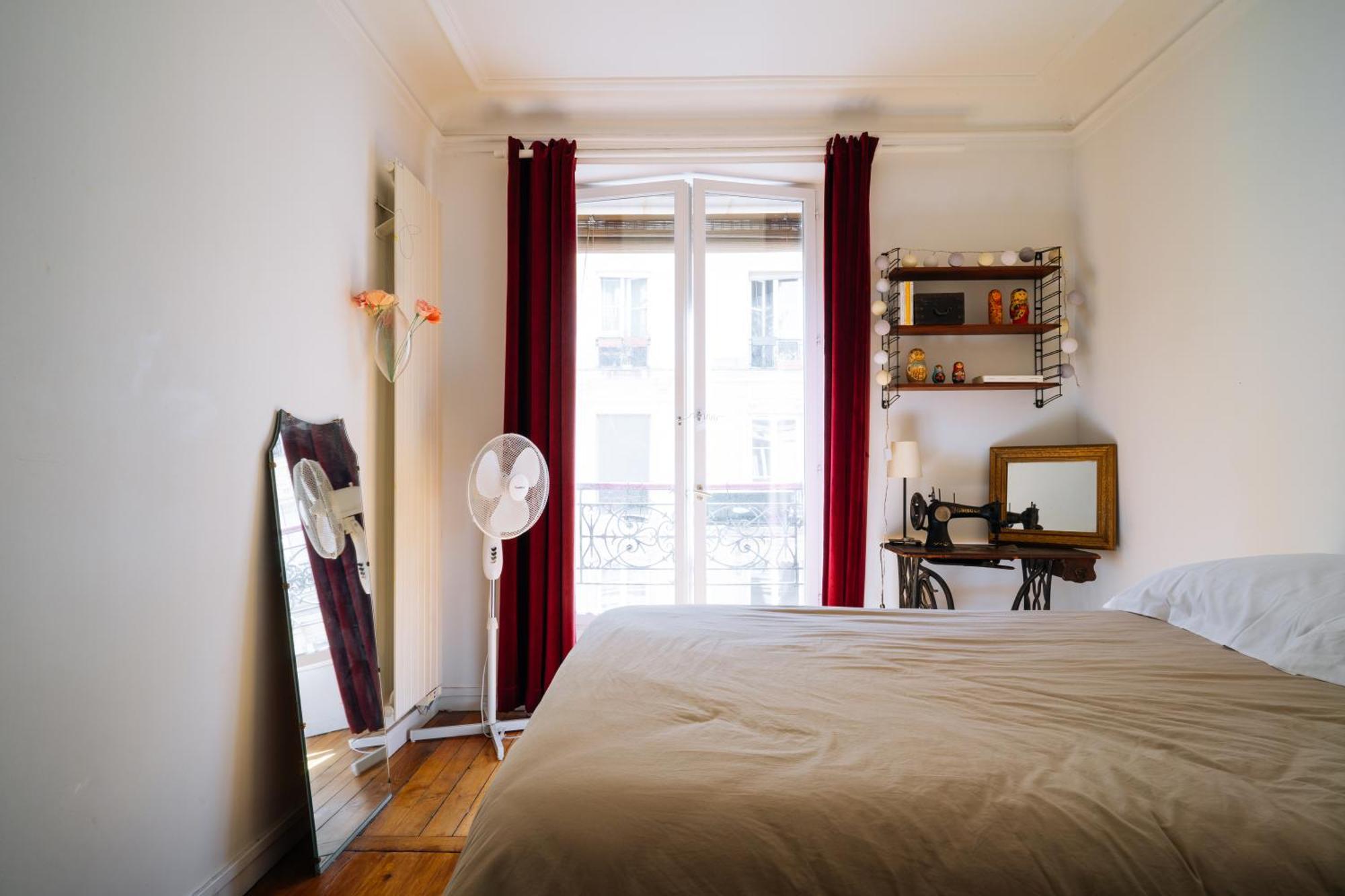 Apartment Quirky 1 Bedroom Flat In Paris