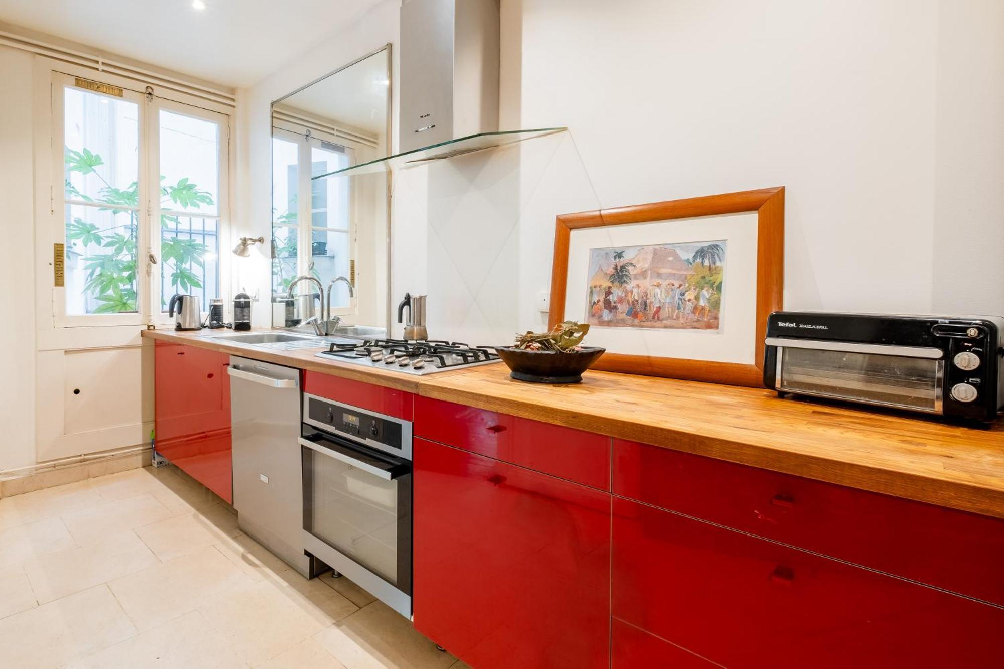 Apartment Veeve - Boho On The Boulevard Paris