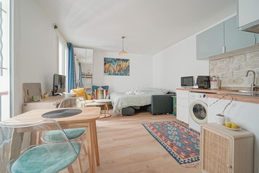 Doorman Best Studio In 12th Paris