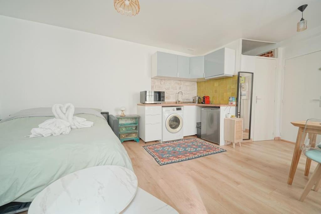 Doorman Best Studio In 12th Apartment