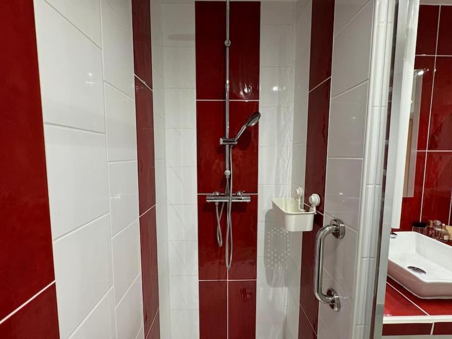 Apartment Stylish 1br With Peaceful Garden In 18th District *
