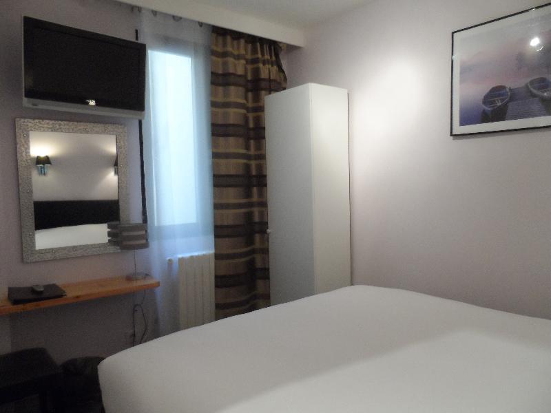 Hotel Prince Monceau 2*