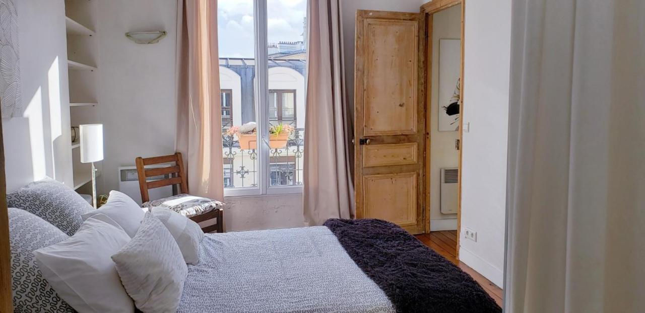 Apartment Avec Balcon Au Coeur Paris