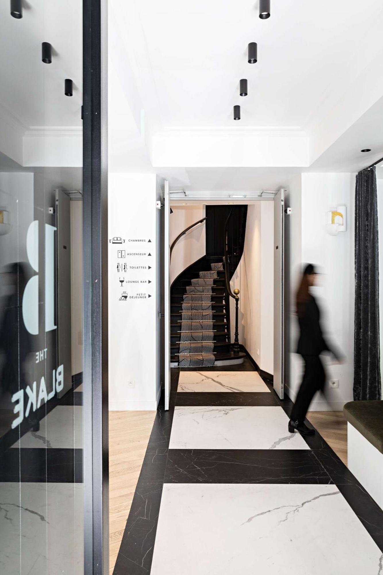 Western Premier The Blake Gare Saint Lazare 4*