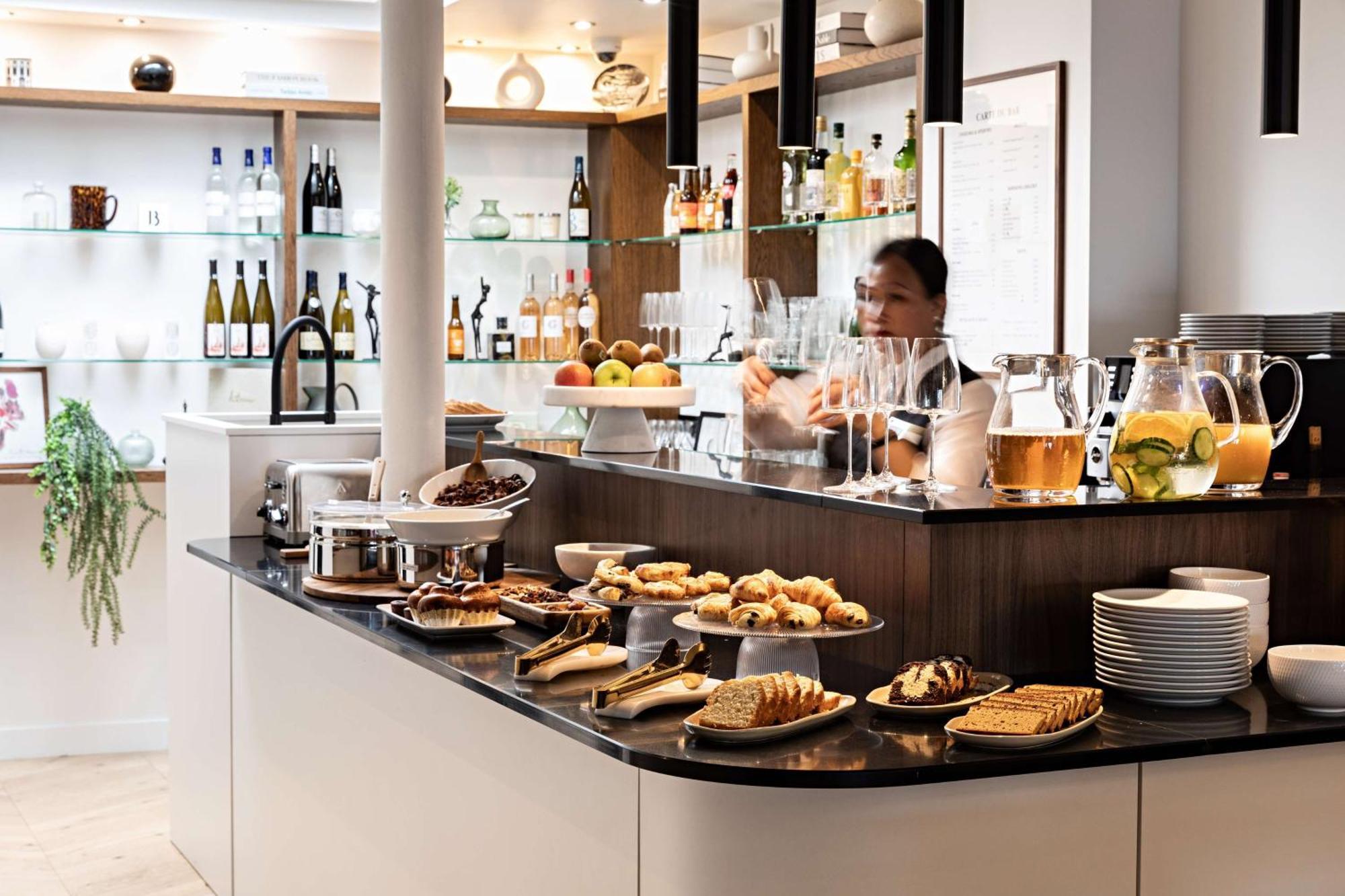 Western Premier The Blake Gare Saint Lazare 4* Paris