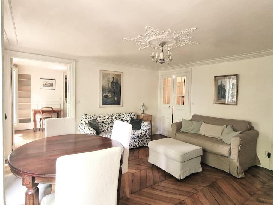 Montmartre 6 Personnes Apartment *