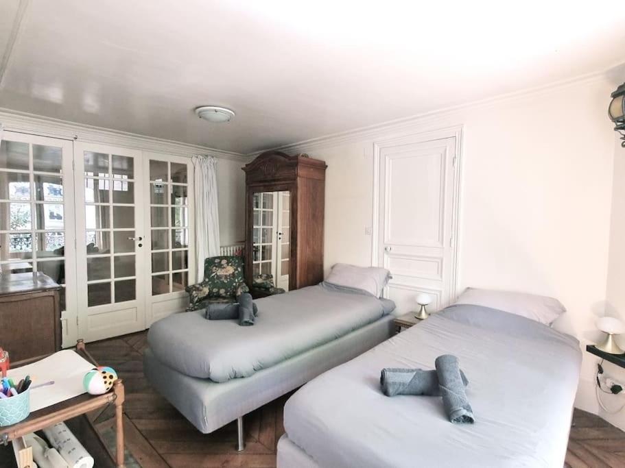Apartment Montmartre 6 Personnes Paris