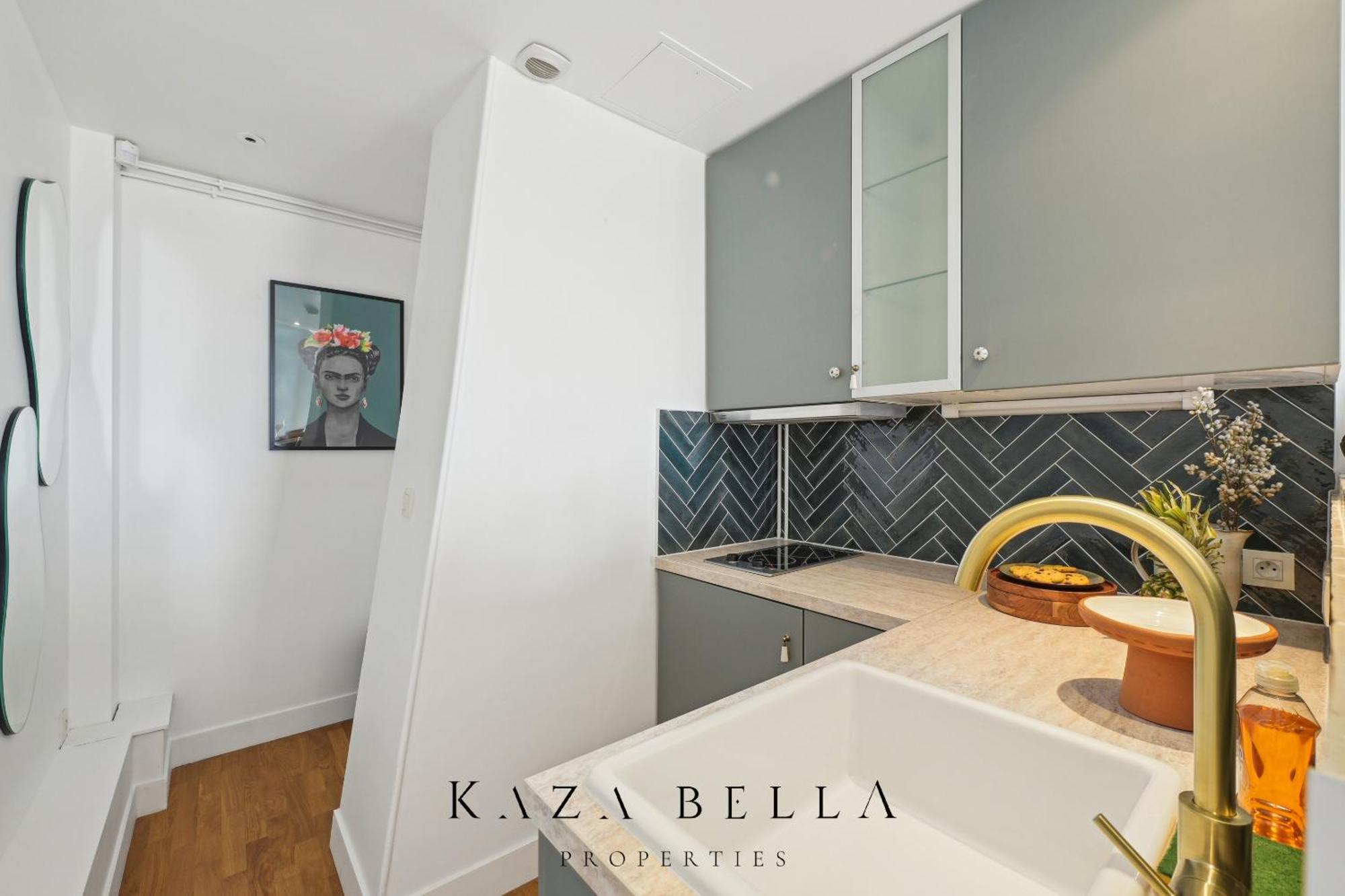 8 Beautilful Flat View Eiffel Tower Apartment *