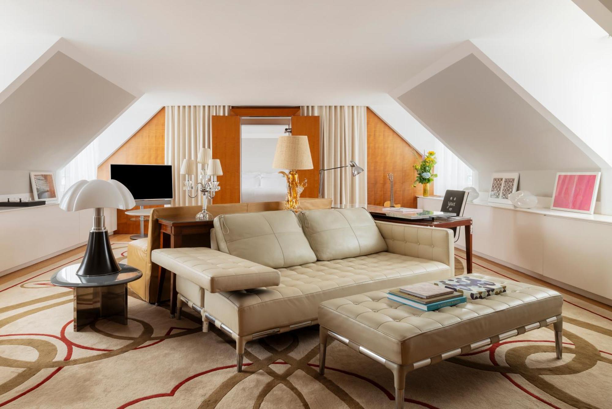 Hotel Le Royal Monceau Raffles Paris