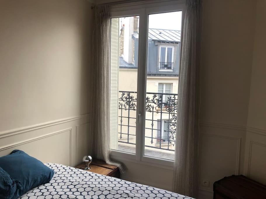2 Pieces Lumineux Avec Balcon Filant Apartment