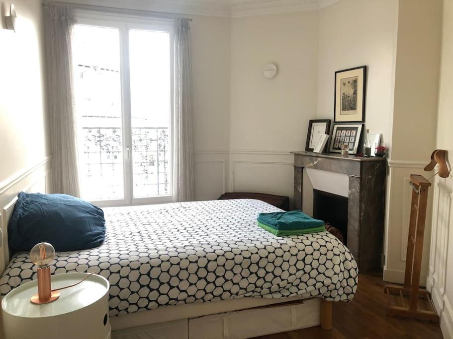 2 Pieces Lumineux Avec Balcon Filant Apartment