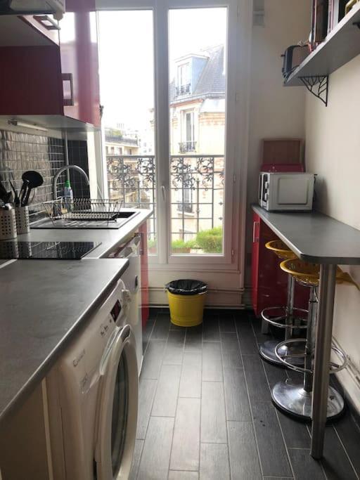 2 Pieces Lumineux Avec Balcon Filant Apartment *