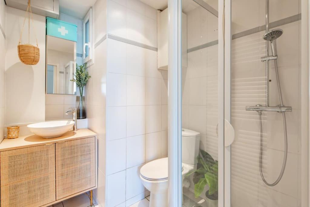 Apartment Le Voltaire Paris