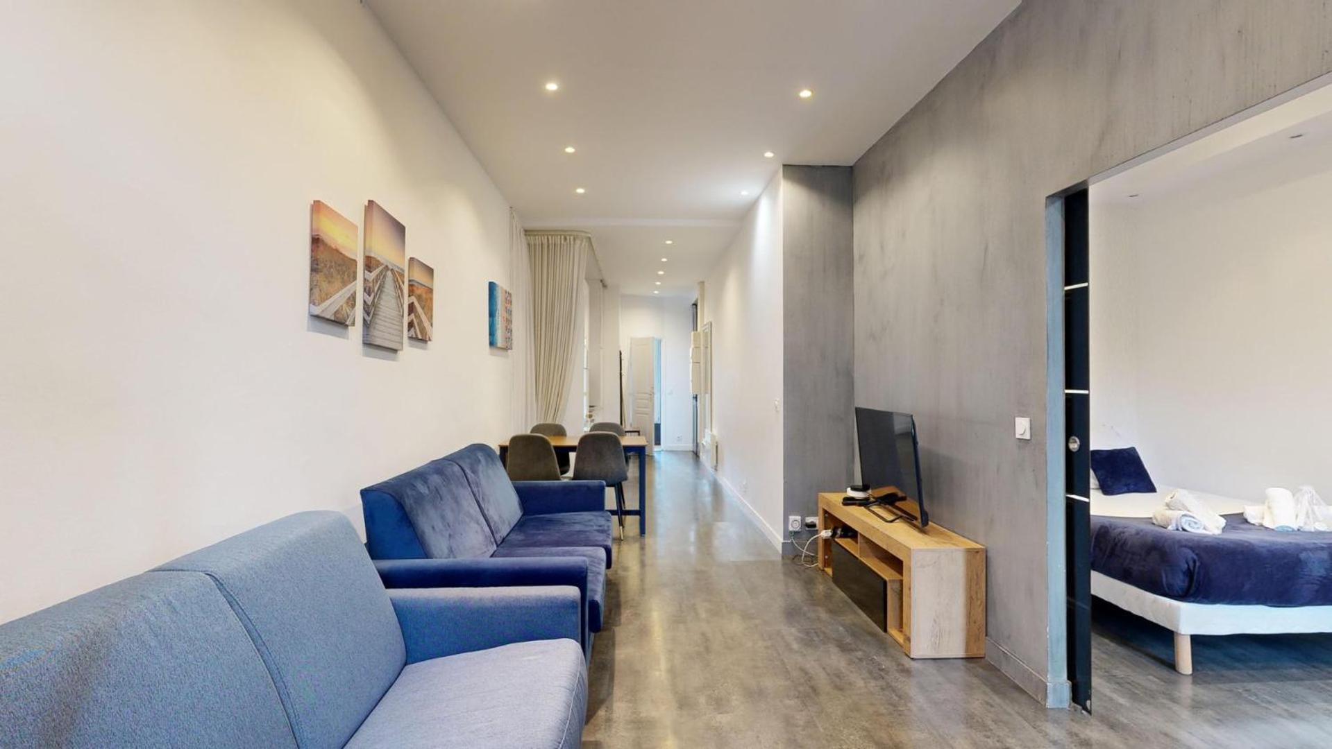 Bluestay 63 - Cozy, Centre