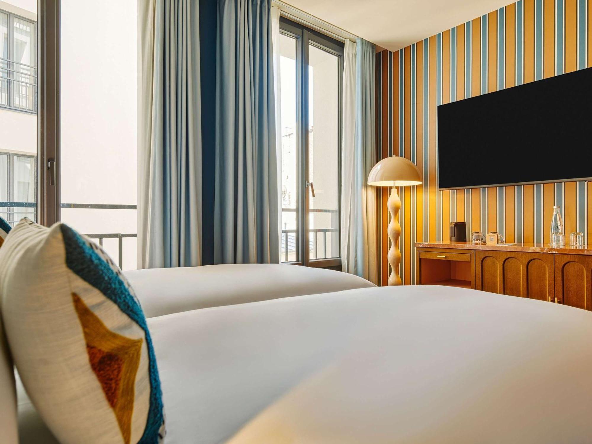 Mercure Butte Montmartre Basilique Hotel 4*