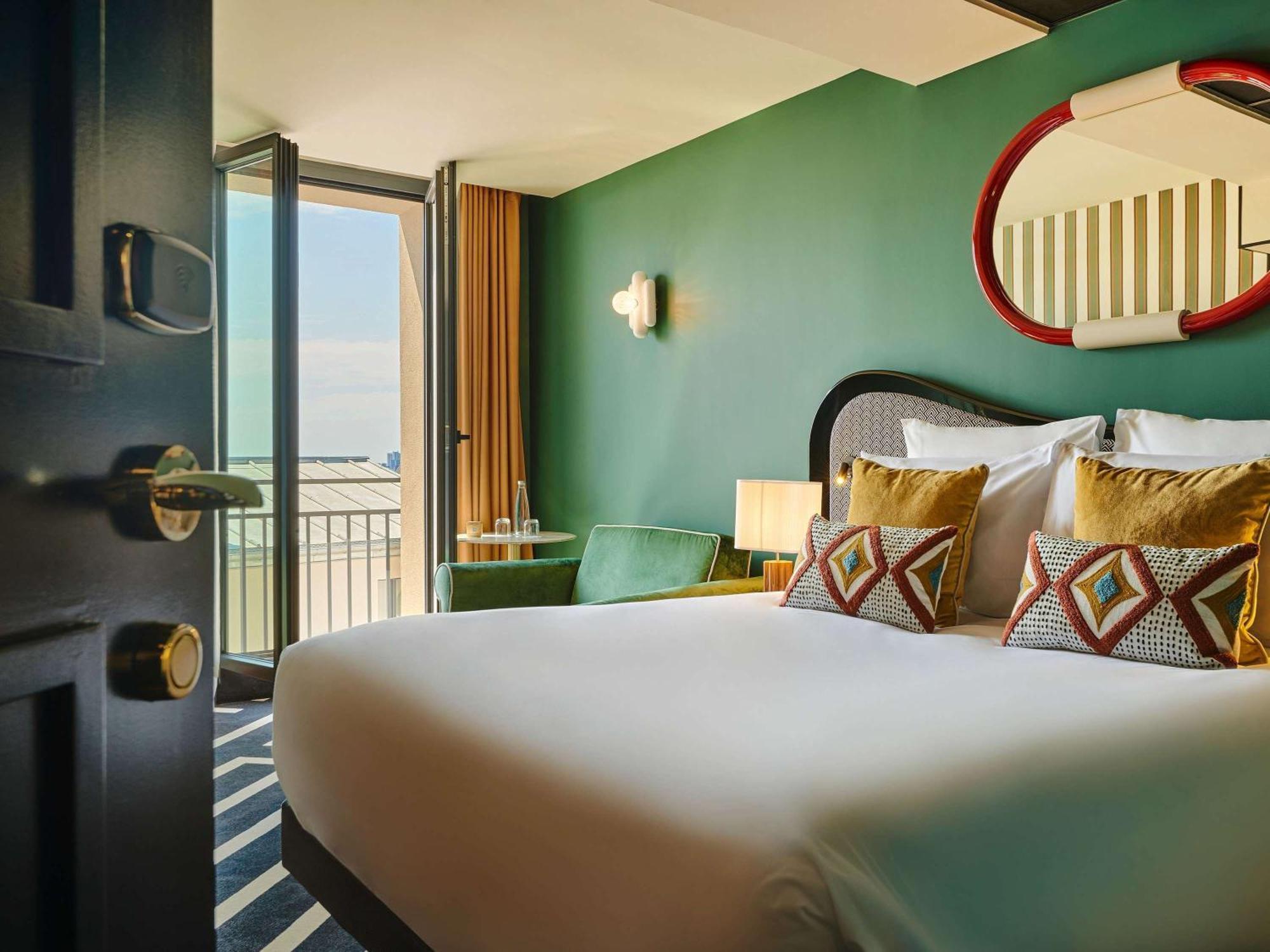 Mercure Butte Montmartre Basilique Hotel 4*