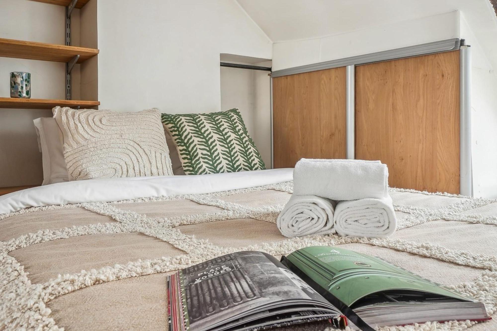 Place Des Vosges & Le Marais - Cityapartmentstay Appartement
