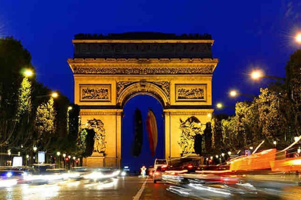 Champs-elysees Arc De Triomphe Paris
