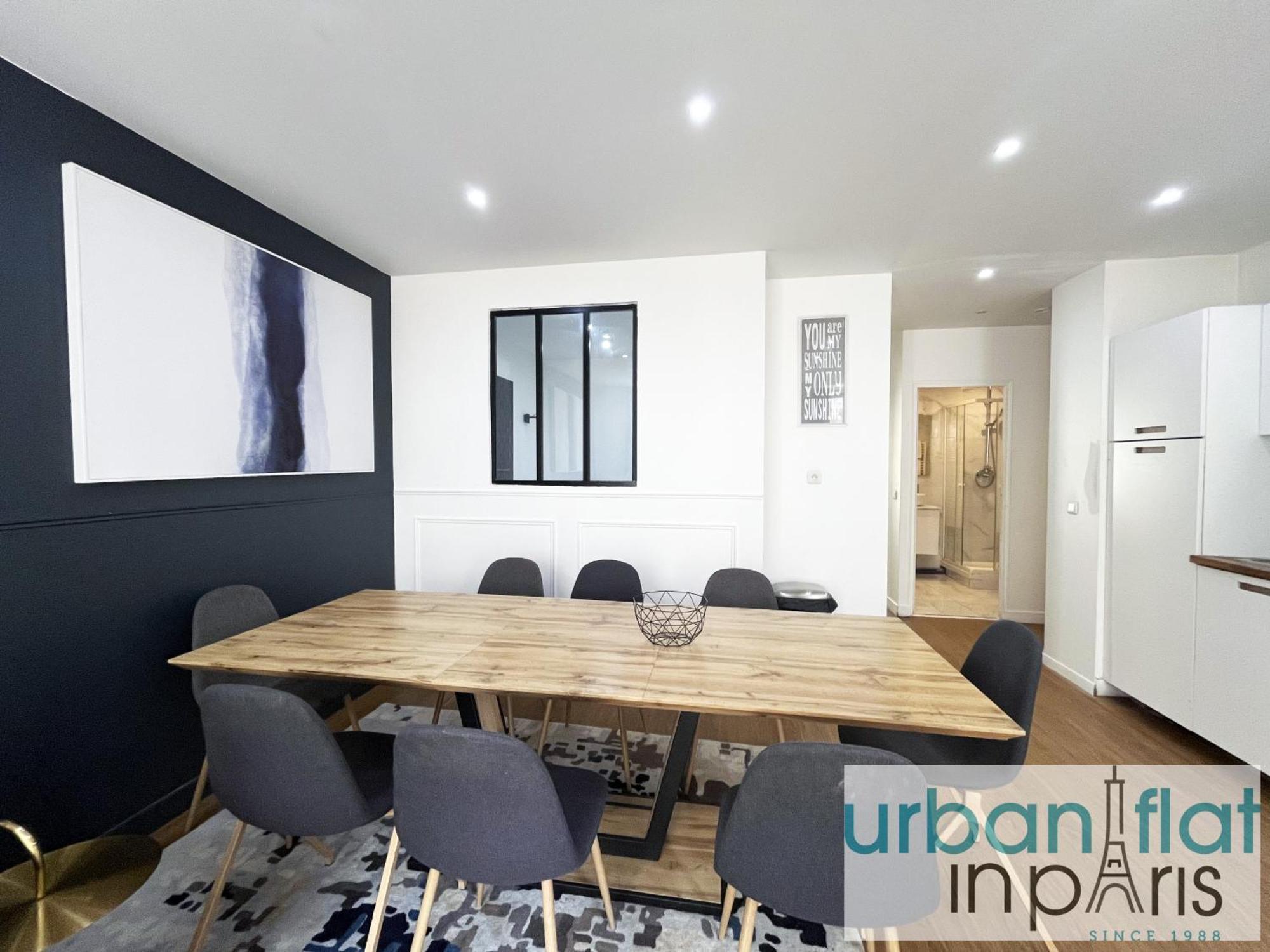 Apartment Urban Flat 17 - Pretty 3 Bedroom Flat In *