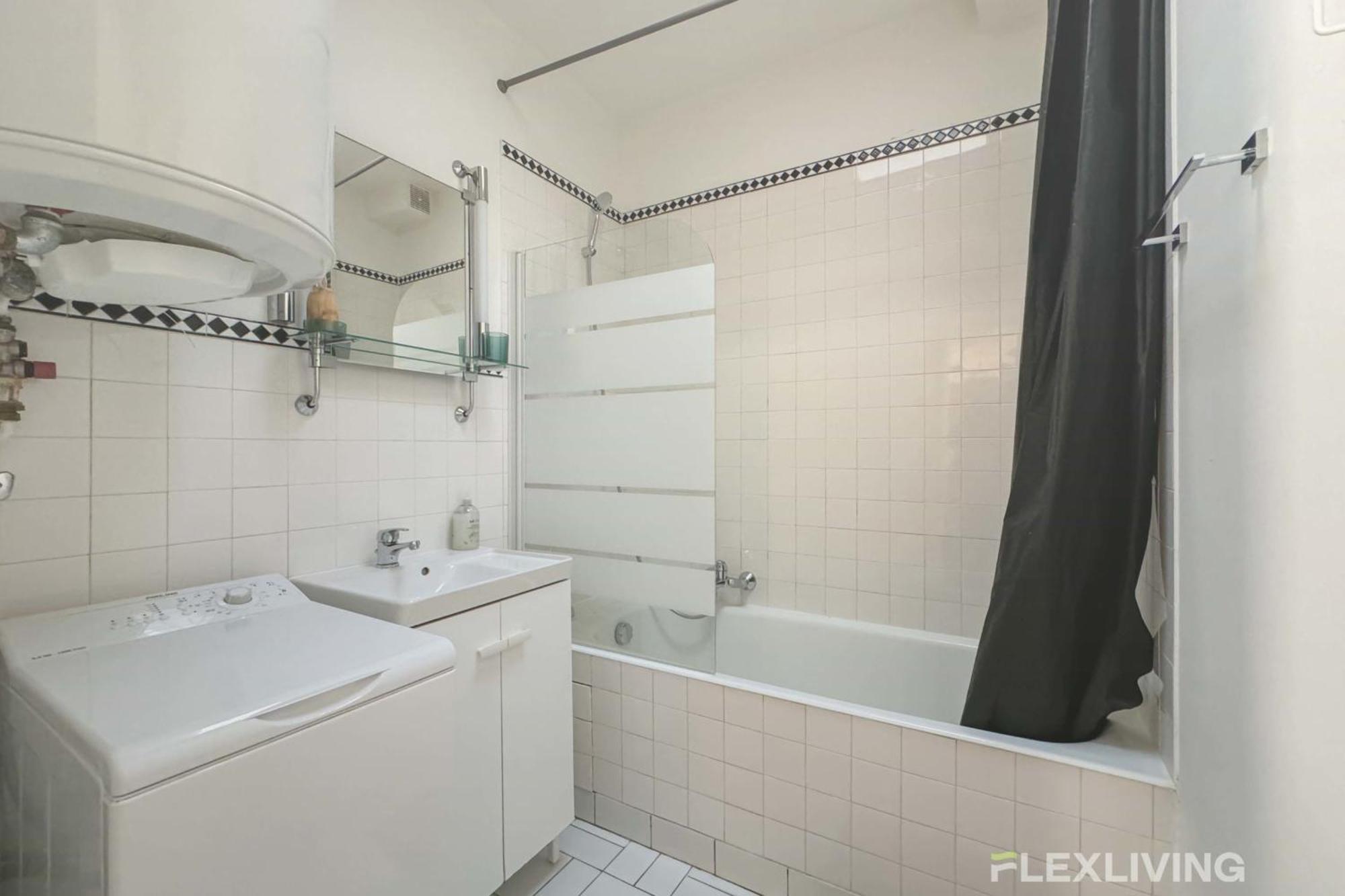 Flexliving - - Bausset Holiday home