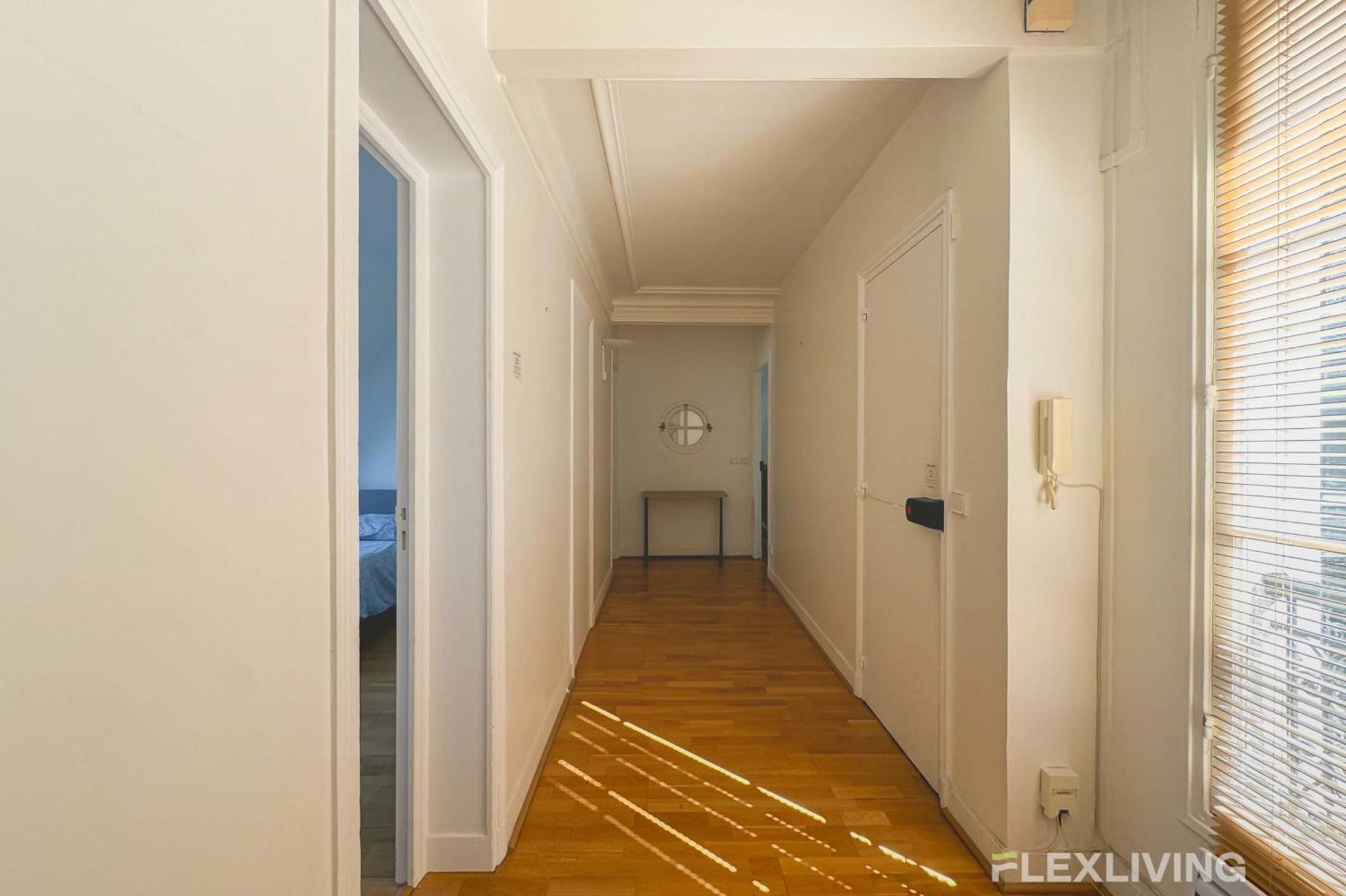 Flexliving - - Bausset Holiday home