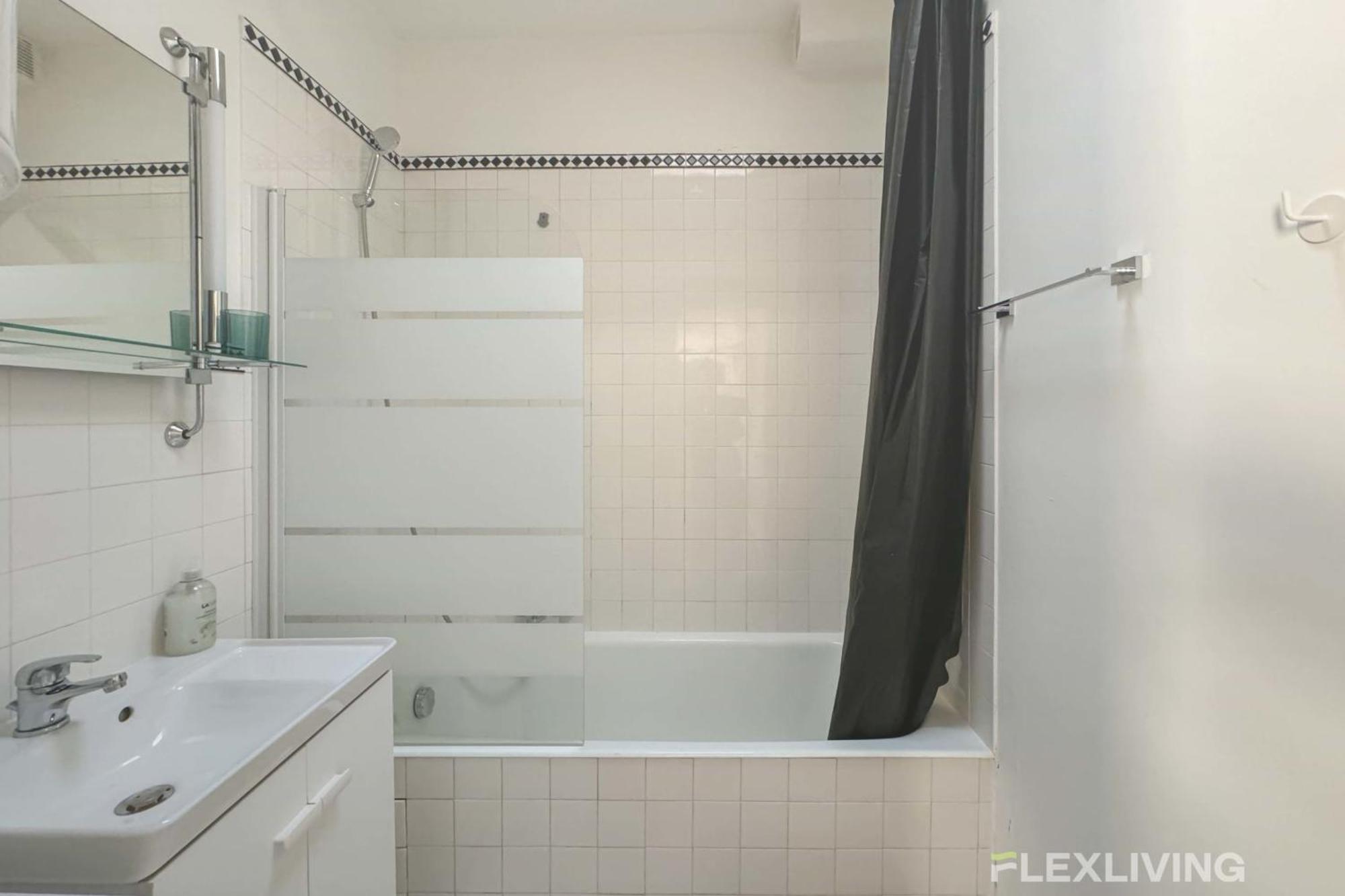 Flexliving - - Bausset Holiday home *