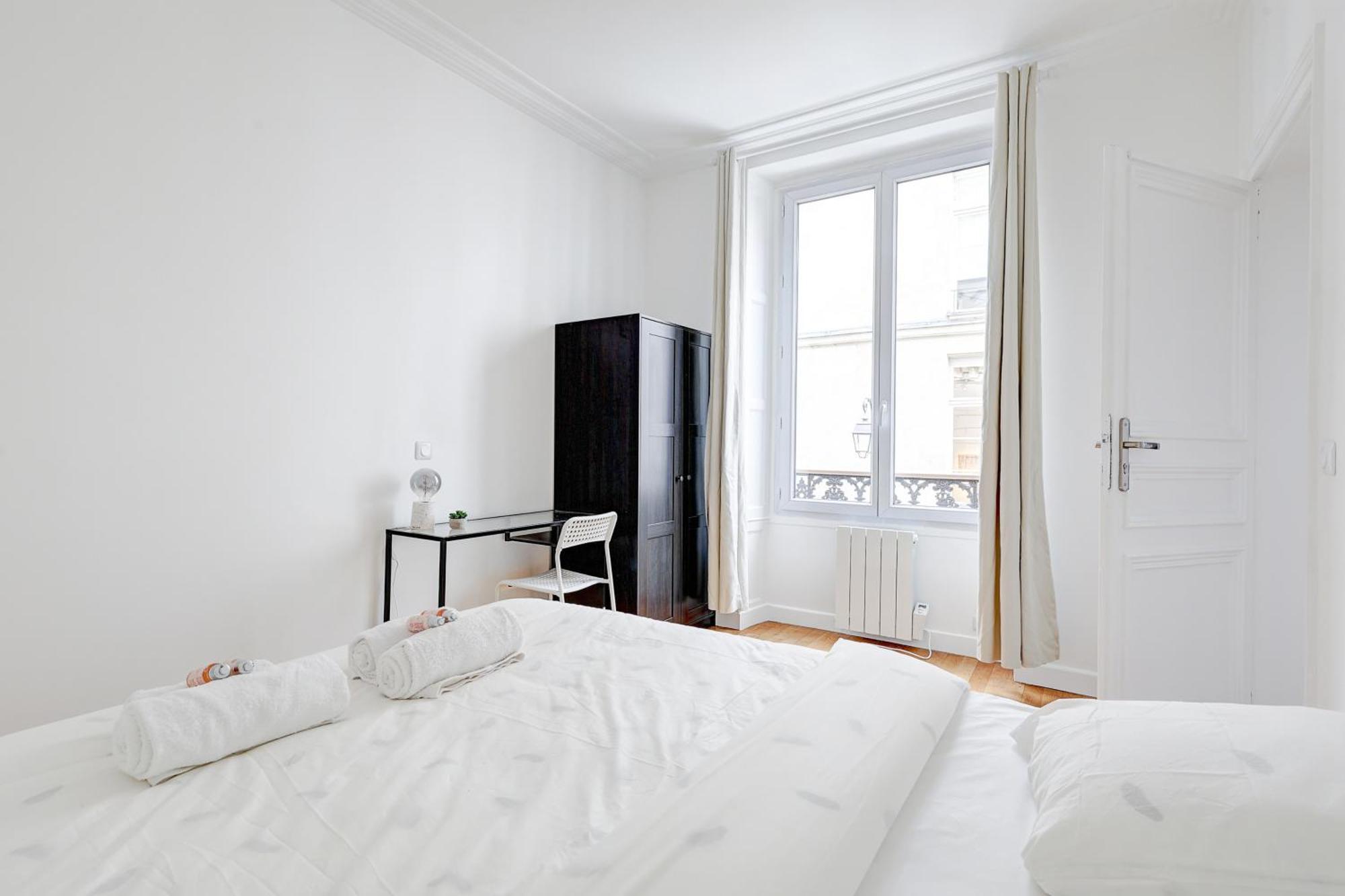 Apartment Elegance Haussmannienne Au Coeur Du Marais