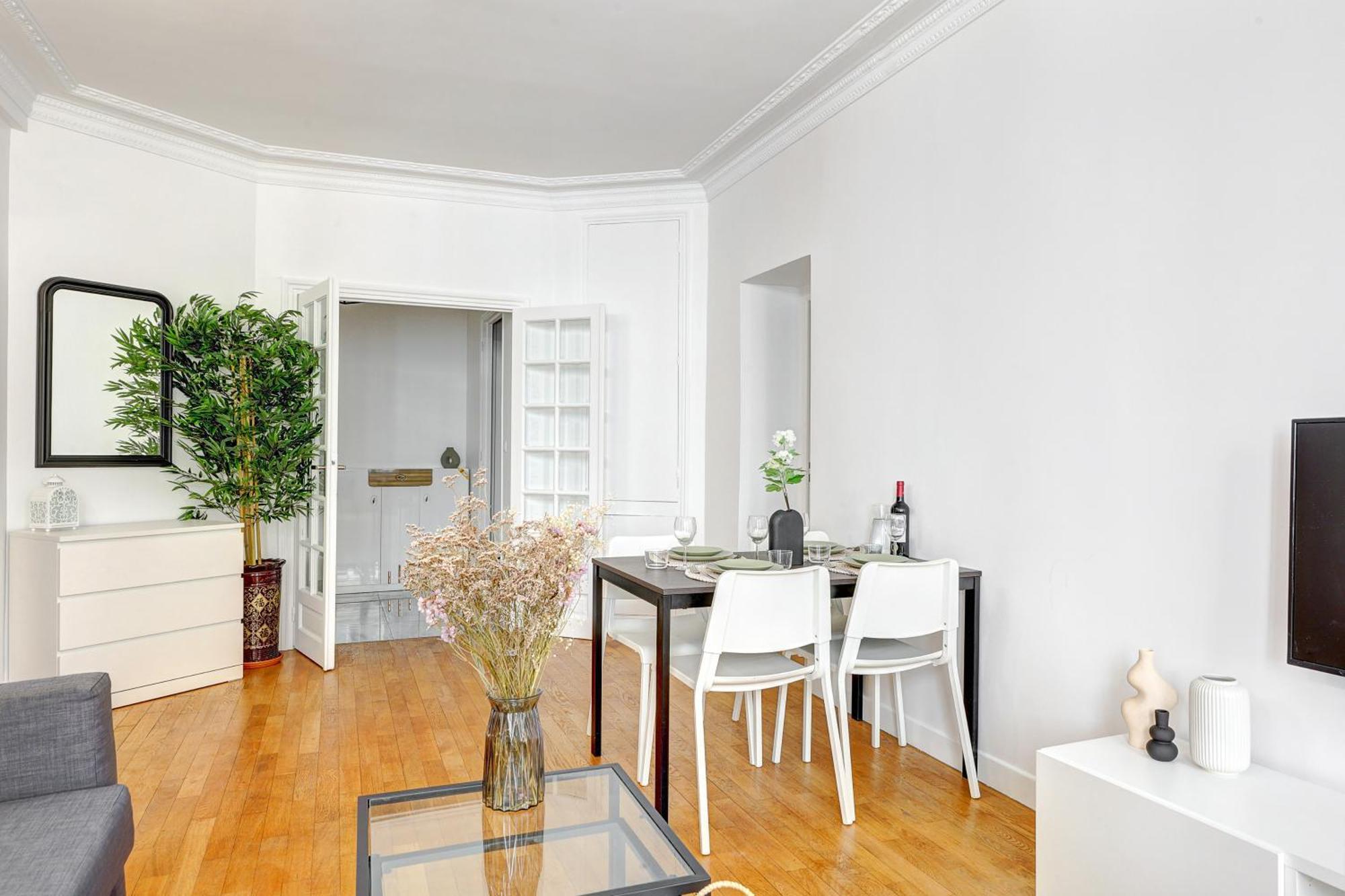 Apartment Elegance Haussmannienne Au Coeur Du Marais
