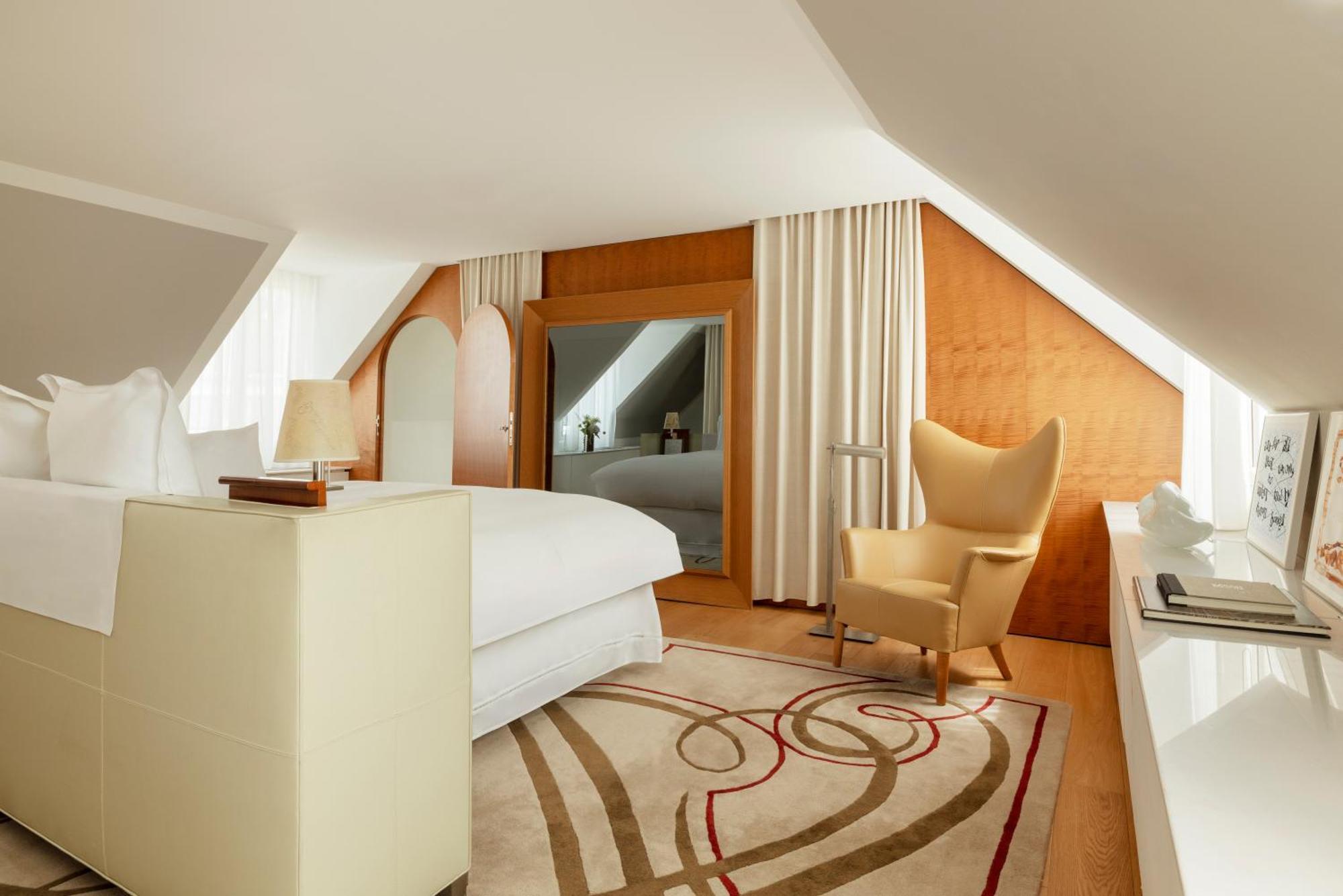 Le Royal Monceau Raffles Hotel 5*